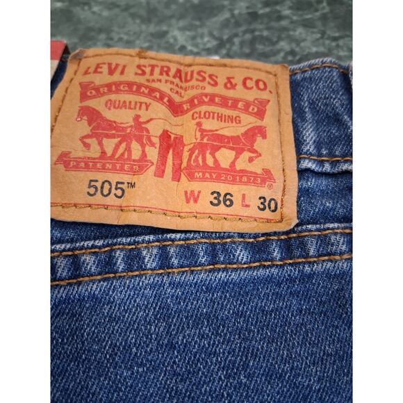 Men’s Essential Levi’s 505 Straight Fit Jeans Brand New With Tags 36X30 Stretch - Picture 2 of 9